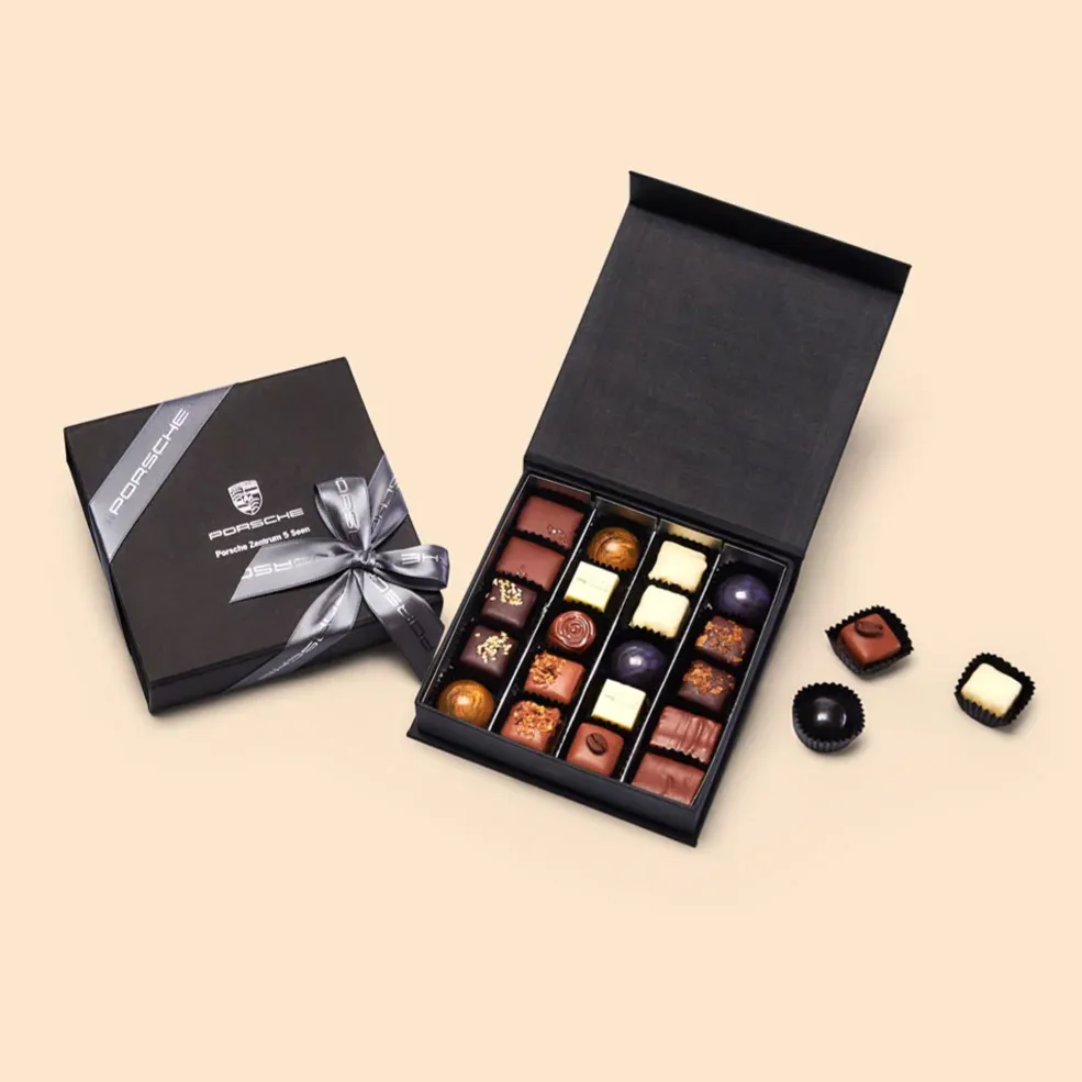 custom-candy-boxes-packaging.jpg